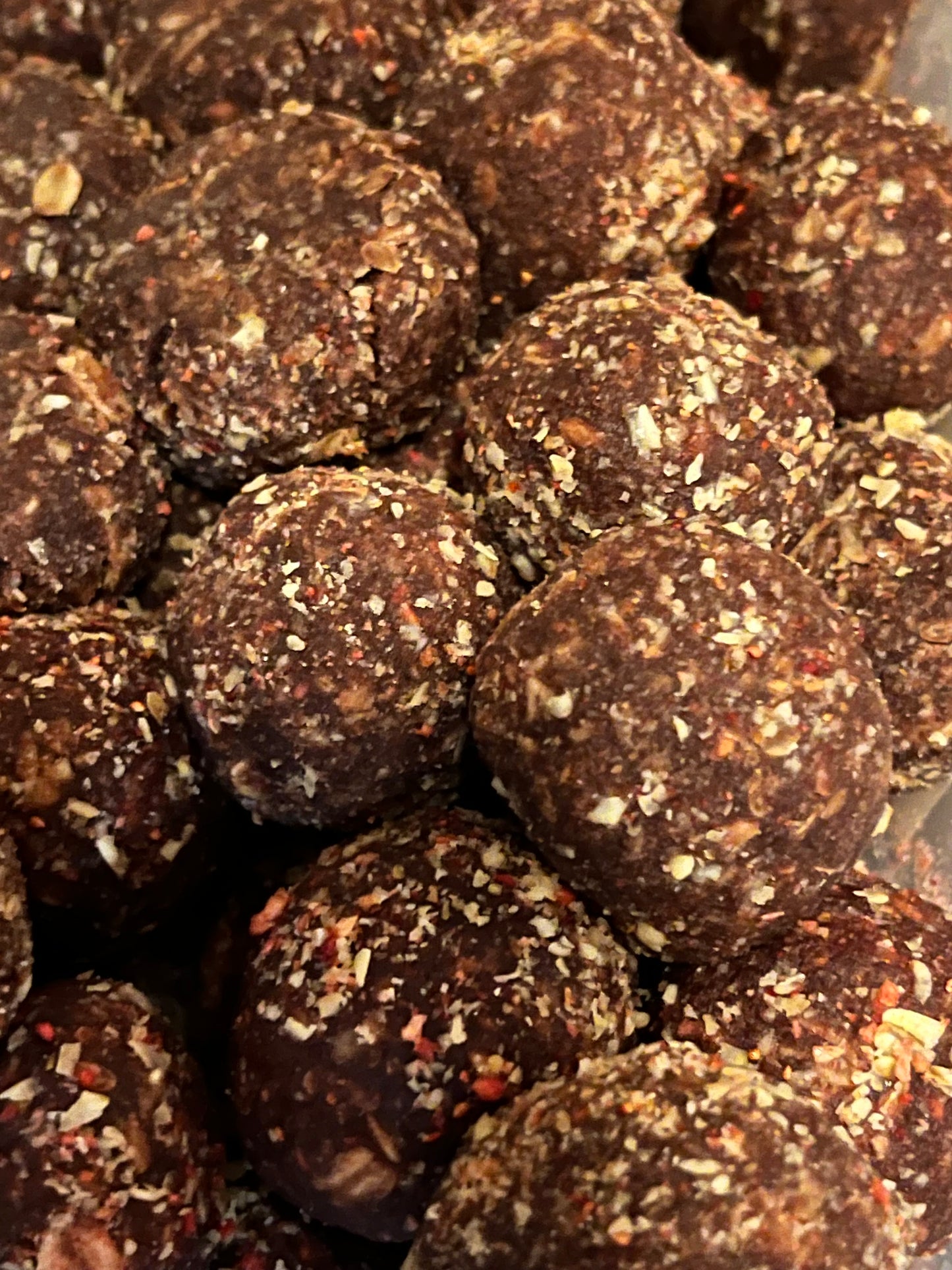 F02 COCOA BERRY PROTEIN BALLS